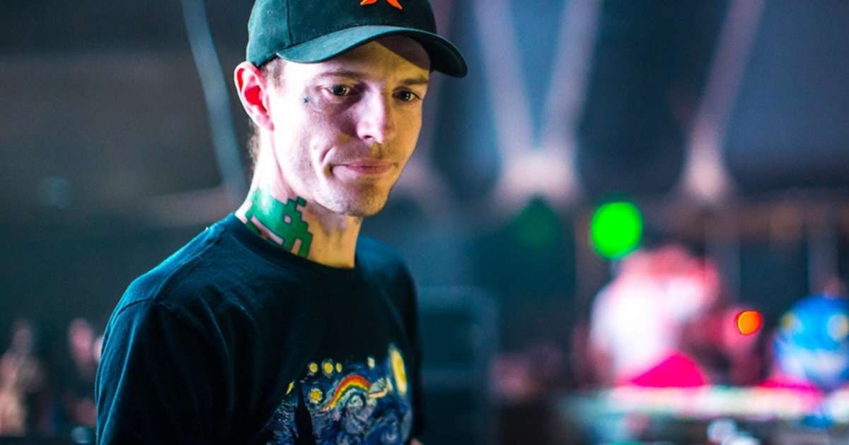 The definitive deadmau5 Apple Music playlist brought to you by Contagion Athletics